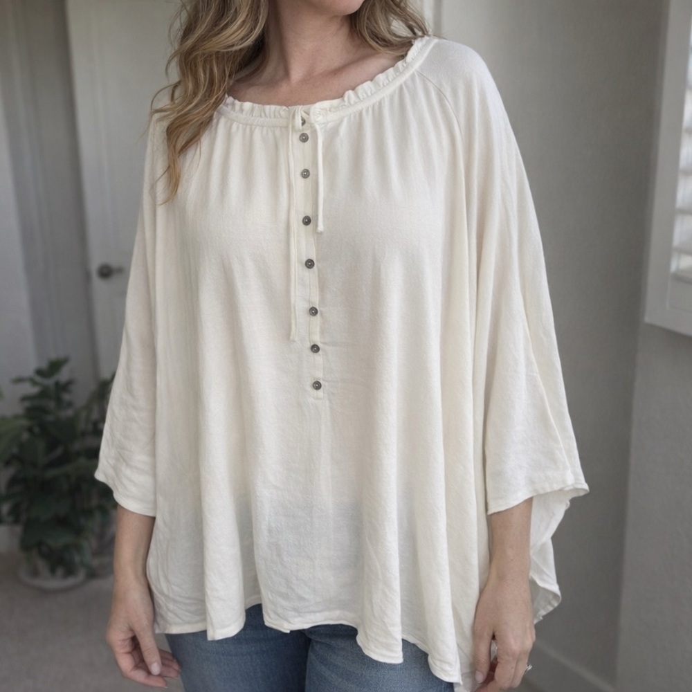 Lulus Boho Poncho Blouse — NWT, Ivory, Flowy, Oversized Fit